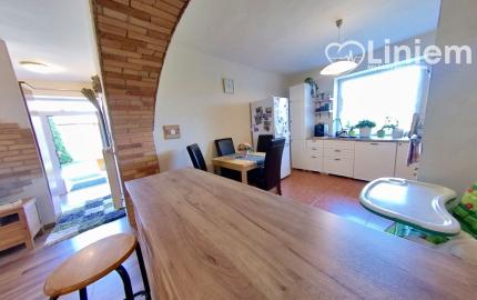 Exkluzívna ponuka: 4-izbový bezbariérový dom snov s nádhernou záhradou!