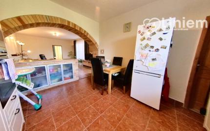 Exkluzívna ponuka: 4-izbový bezbariérový dom snov s nádhernou záhradou!