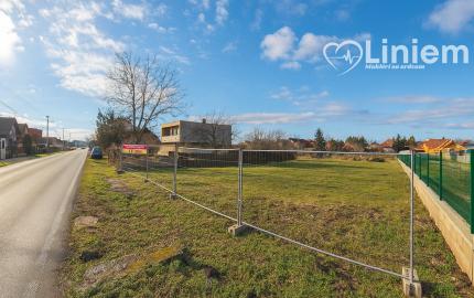  Na predaj stavebný pozemok 1022 m² – Tesárske Mlyňany 