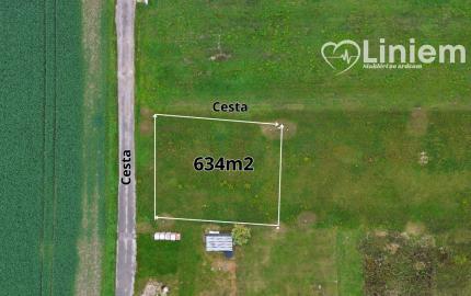  Na predaj slnečný stavebný pozemok s výhľadom na hrad Gýmeš