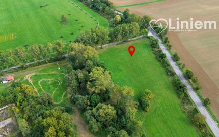  Exkluzívne na predaj – pozemok 1497 m² v Topoľčiankach pri parkúrovom ihrisku 