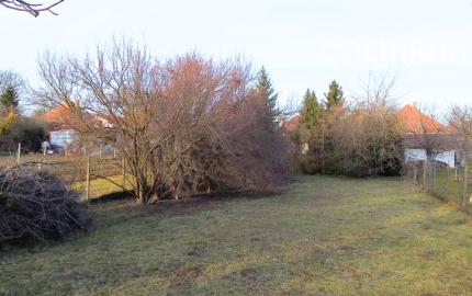 STAVEBNÝ POZEMOK NA PREDAJ – HORNÉ CHLEBANY