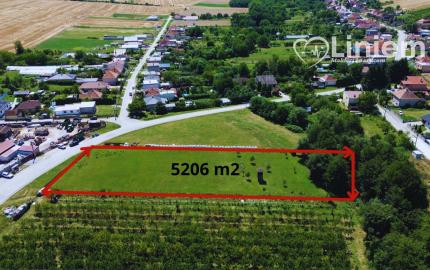 Exkluzívne na predaj pozemok v obci Bojná