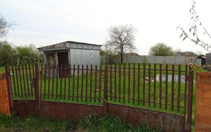 Slnečný stavebný pozemok v Poľnom Kesove. Zaujímavá cena!