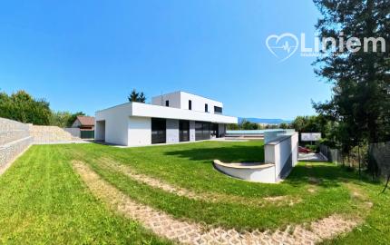  Luxusná vila na predaj – Pod Táborom, Prešov