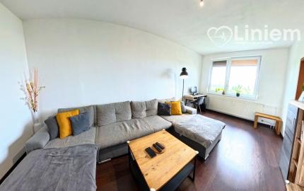 NA PREDAJ | Priestranný 3-izbový byt 73 m² + balkón + 16 m² pivnica | Nitra – Klokočinačina