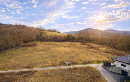 🏡 Stavebný pozemok 762 m² | Podhorany – Mechenice