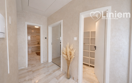 NADŠTANDARDNÝ 3-IZBOVÝ BYT S VLASTNÝM POZEMKOM PRI GOLFOVOM IHRISKU RED OAK – LUŽIANKY