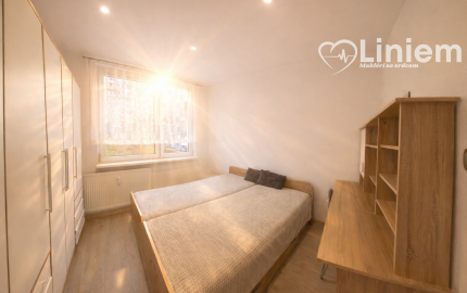 REZERVOVANÝ - LEN U NÁS! -Prenájom 3,5-izbový byt-Nitra