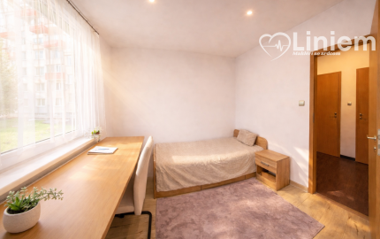 REZERVOVANÝ - LEN U NÁS! -Prenájom 3,5-izbový byt-Nitra