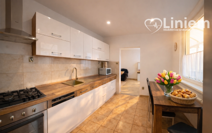 REZERVOVANÝ - LEN U NÁS! -Prenájom 3,5-izbový byt-Nitra