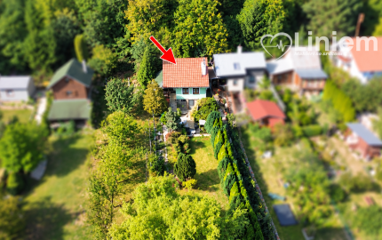 Chata s celoročným využitím a terasou | Bojná | pozemok 399 m²