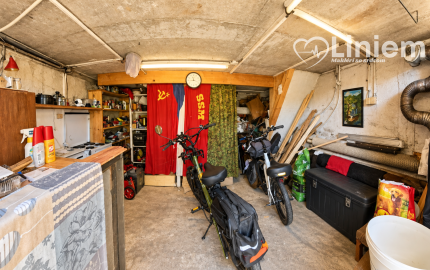 Chata s celoročným využitím a terasou | Bojná | pozemok 399 m²