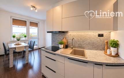 NA PREDAJ | Priestranný 3-izbový byt 73 m² + balkón + 16 m² pivnica | Nitra – Klokočinačina