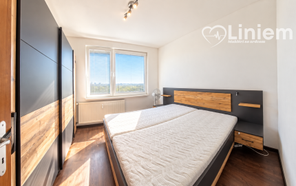 NA PREDAJ | Priestranný 3-izbový byt 73 m² + balkón + 16 m² pivnica | Nitra – Klokočinačina