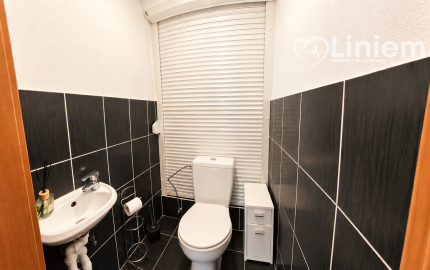 NA PREDAJ | Priestranný 3-izbový byt 73 m² + balkón + 16 m² pivnica | Nitra – Klokočinačina