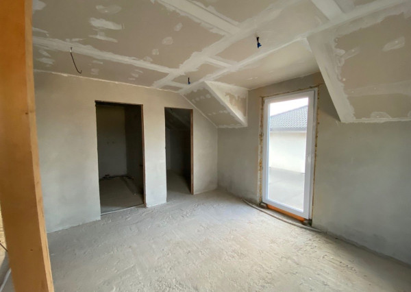  Novostavba v Malom Lapáši!