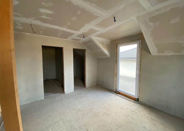  Novostavba v Malom Lapáši!