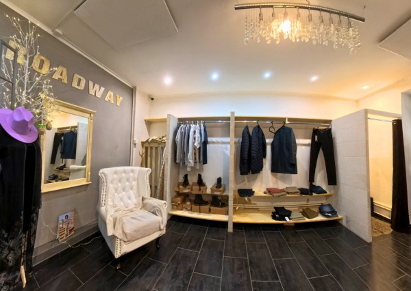  Na predaj obchodný priestor v centre Zlatých Moraviec – 42 m² 