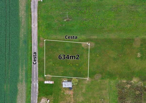  Na predaj slnečný stavebný pozemok s výhľadom na hrad Gýmeš