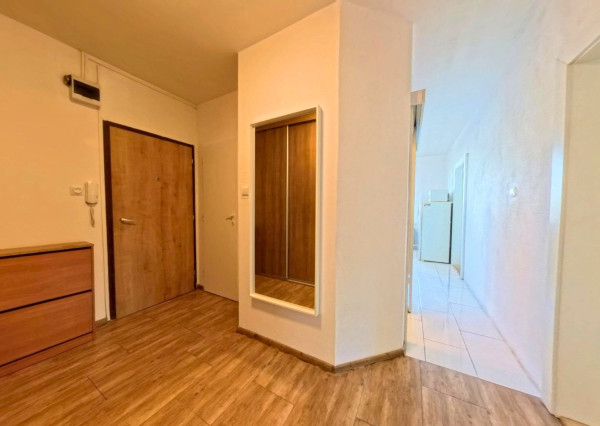 Výborná cena 4-izbový byt po rekonštrukcii – Nitra, Čermáň