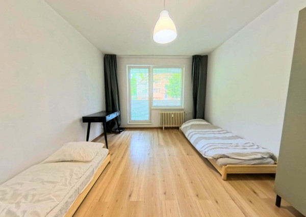 Výborná cena 4-izbový byt po rekonštrukcii – Nitra, Čermáň