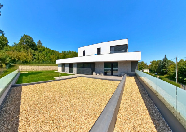  Luxusná vila na predaj – Pod Táborom, Prešov