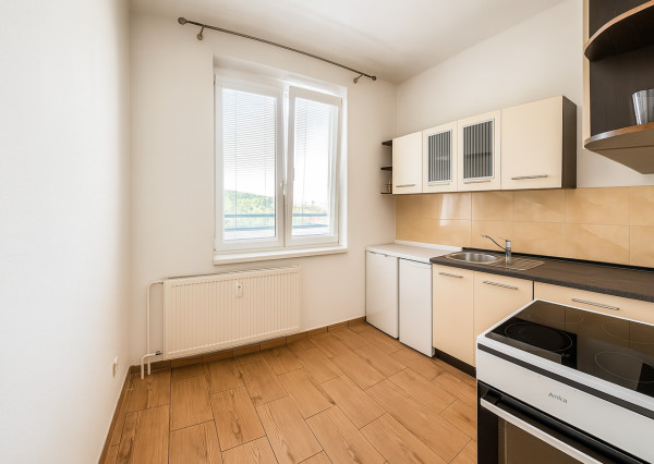 1-izbový byt na prenájom – Nitra, Štúrova ulica