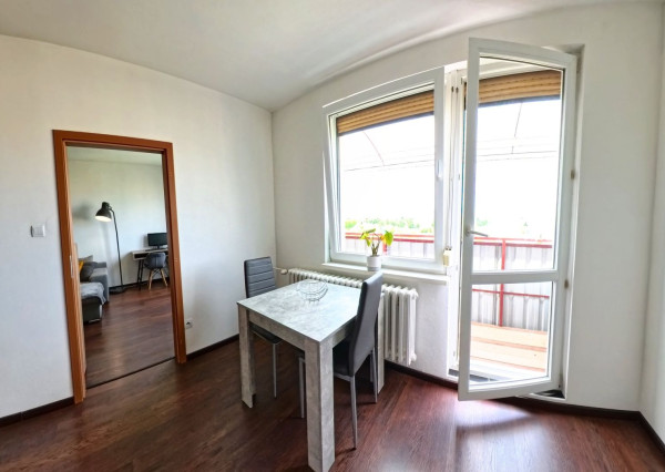 NA PREDAJ | Priestranný 3-izbový byt 73 m² + balkón + 16 m² pivnica | Nitra – Klokočinačina