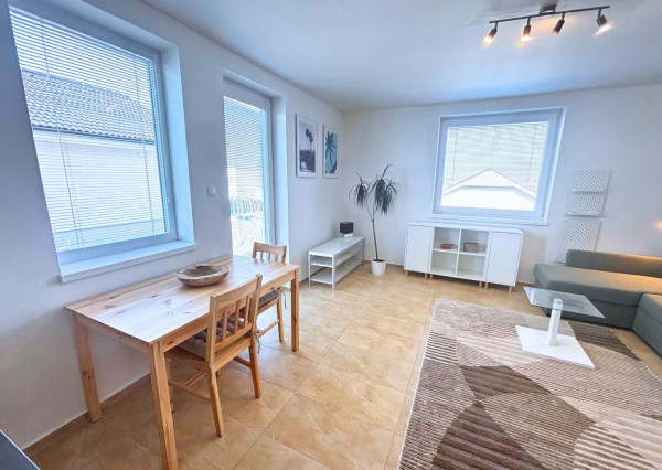 EXKLUZÍVNY PRENÁJOM GARSÓNKY V OBCI LEHOTA PRI NITRE