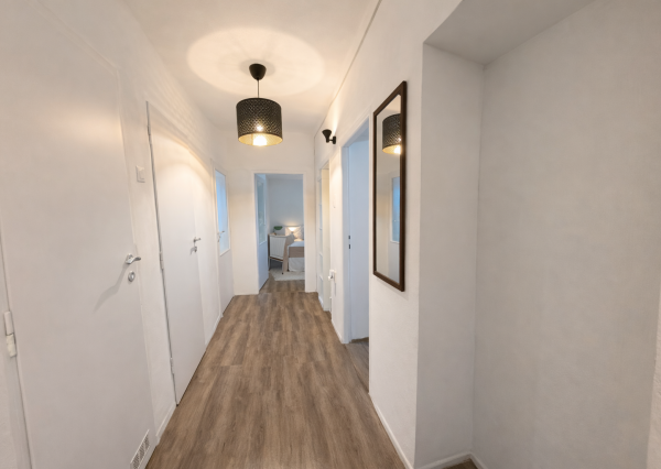 Veľký 3-izbový byt 90 m2 + 2 loggie, TRNAVA  JUH