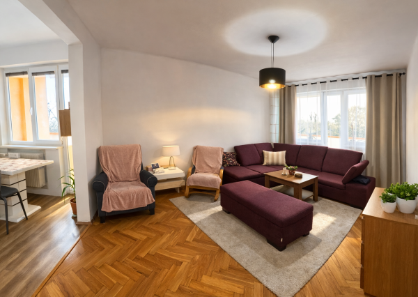 Veľký 3-izbový byt 90 m2 + 2 loggie, TRNAVA  JUH