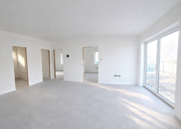 PREDAJ: 4-izbová novostavba vo Veľkej Doline – Holodom