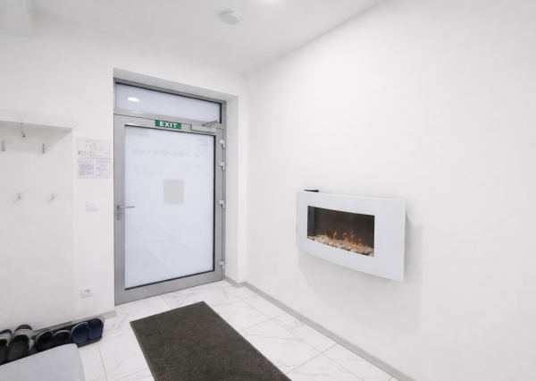 Obchodno-prevádzkové priestory v Seredi NA PRENÁJOM