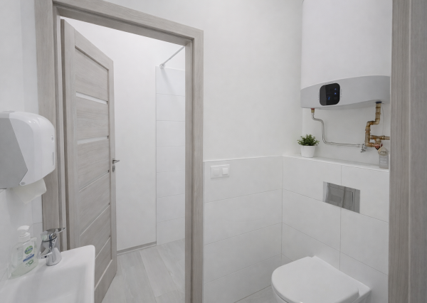 Obchodno-prevádzkové priestory v Seredi NA PRENÁJOM