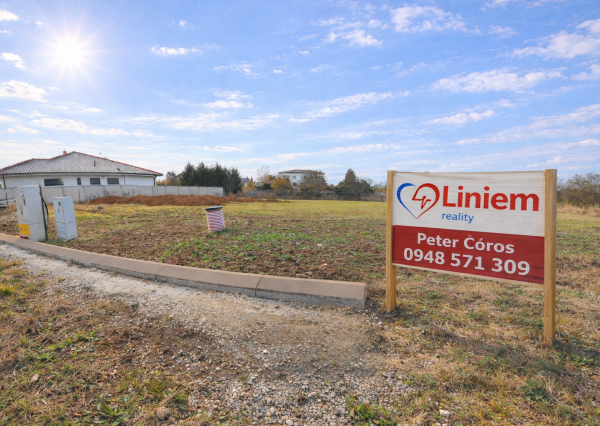 🔥 Stavebný pozemok 732 m² – Záhradnícka ulica, Nitra (Mlynský potok) 🏡