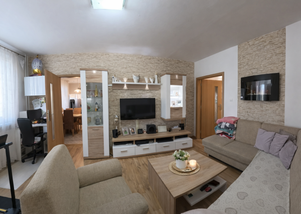 🏡 3-IZBOVÝ BYT ul. S. H. Vajanského📍 Nové Zámky