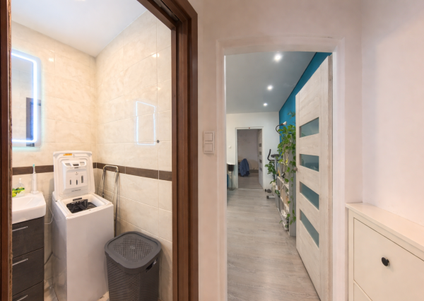 Prenájom | Moderný 2-izbový byt po kompletnej rekonštrukcii s balkónom