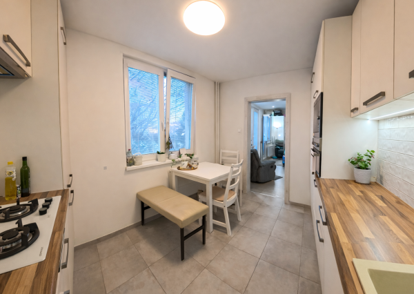Prenájom | Moderný 2-izbový byt po kompletnej rekonštrukcii s balkónom