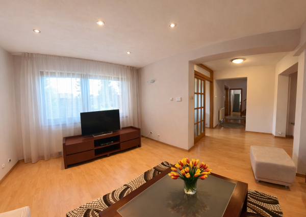 PRENÁJOM | Rodinný dom s krásnou záhradou | Nitra – Zobor