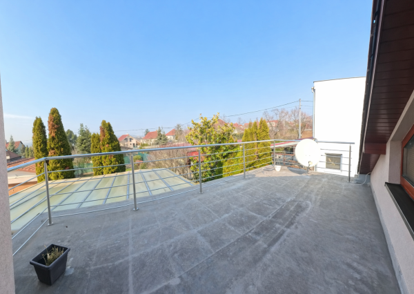 PRENÁJOM | Rodinný dom s krásnou záhradou | Nitra – Zobor