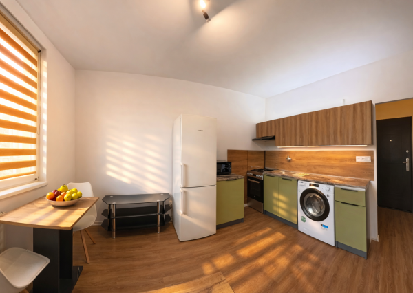 EXKLUZÍVNE-Prenájom 1-izbového bytu - Nitra, Alexyho ulica