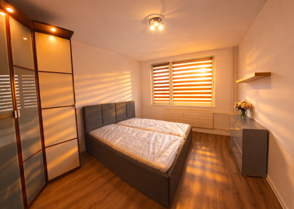 EXKLUZÍVNE-Prenájom 1-izbového bytu - Nitra, Alexyho ulica