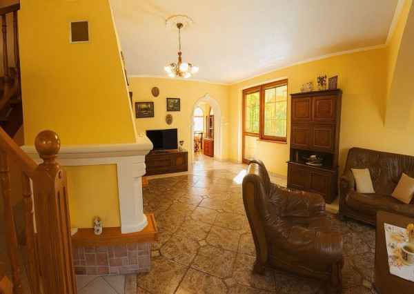 NA PREDAJ RD Pokojné bývanie s veľkým pozemkom a súkromím