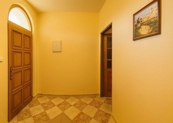 NA PREDAJ RD Pokojné bývanie s veľkým pozemkom a súkromím