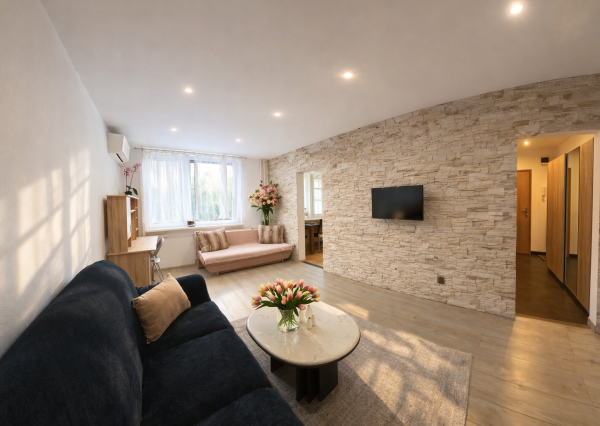 LEN U NÁS! -Prenájom 3,5-izbový byt-Nitra