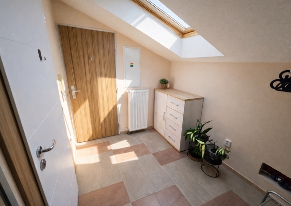 Prenájom 2 izbový byt - Košice - Staré Mesto, Hlavná