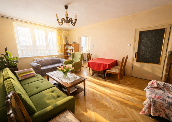 Prenájom 3 izbový byt - Košice - Juh, Južná trieda