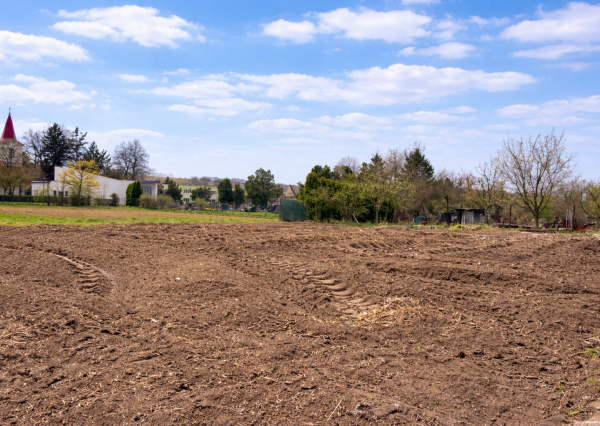 🏡 Stavebný pozemok na predaj – Volkovce, okres Zlaté Moravce – 536 m²