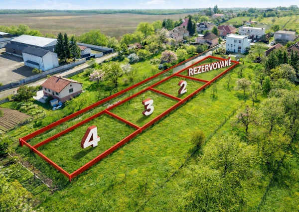 🔥 PREDAJ UŽ IBA 3!| 4 stavebné pozemky – Jelenec